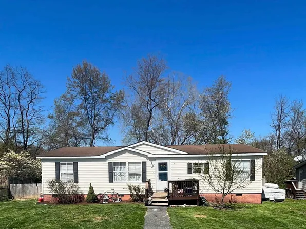 129 Patriot Dr, Waynesboro, VA 22980