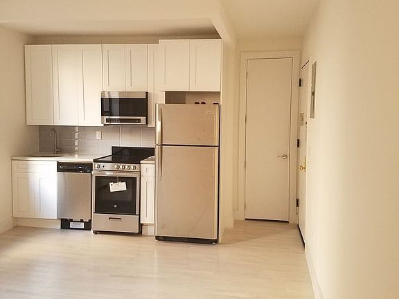 2nd image of 55 Linden Blvd APT 6