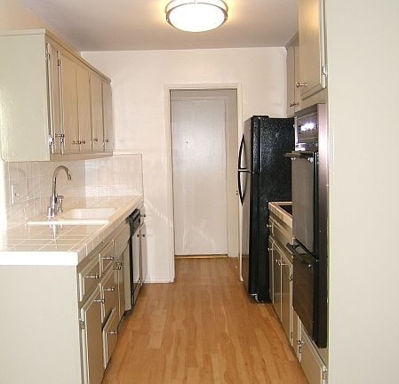 4th image of 1235 Brockton Ave APT 307