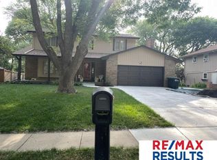 1322 S 138th St, Omaha, NE 68144