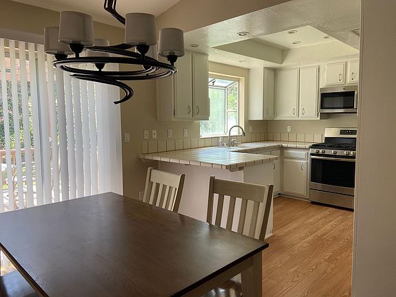 3rd image of 2199 Fiori Dr