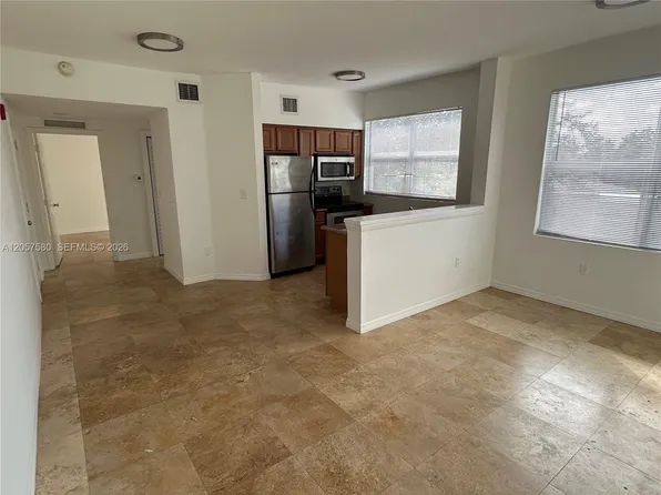 953 SW 10th St APT 1, Miami, FL 33130