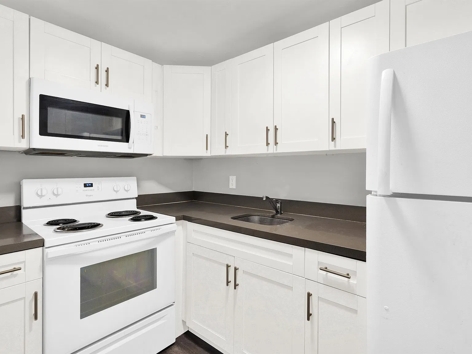134 Salamanca Ave. - 3B — Photo 2