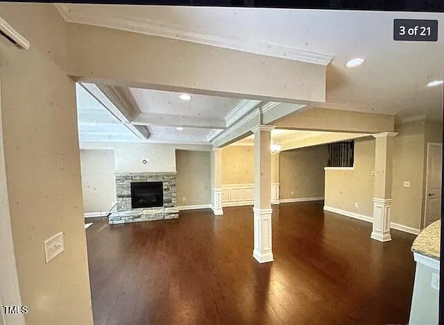 3 bed, 3.5 bath, 2518 sqft, $2,500 — Photo 4