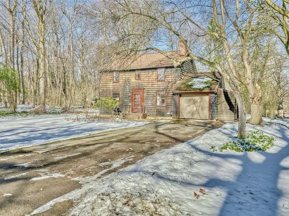 10 Landing Rd S, Rochester, NY 14610