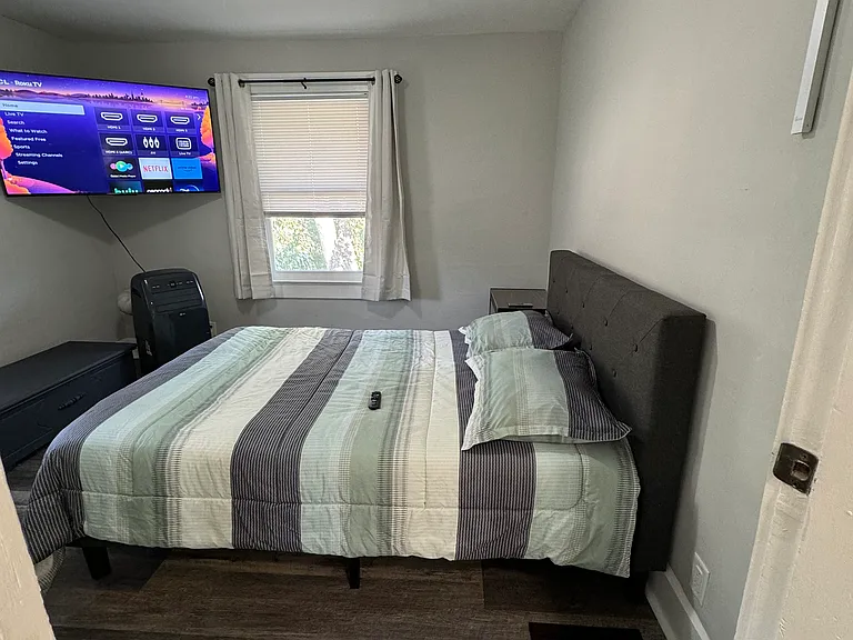 1230 N Kealing Ave #2 — Photo 1