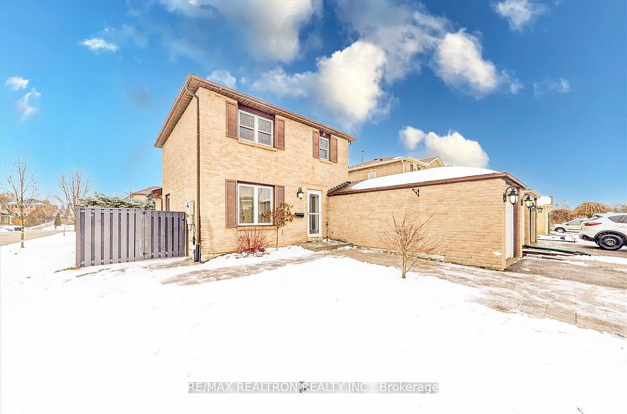2 bed, $1,600 — Photo 2