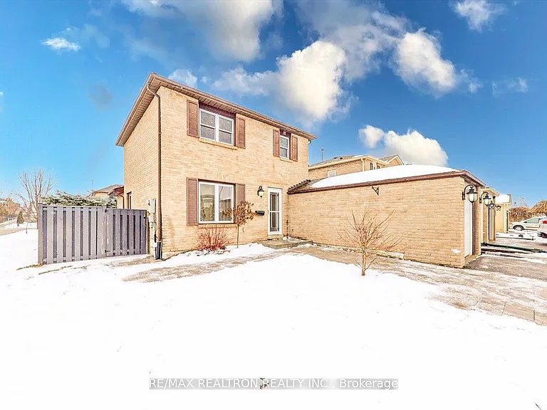 635 Beckworth Sq #BASEMENT — Photo 2