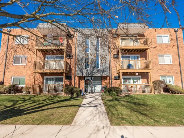 5752 W 128th St #103, Crestwood, IL 60445