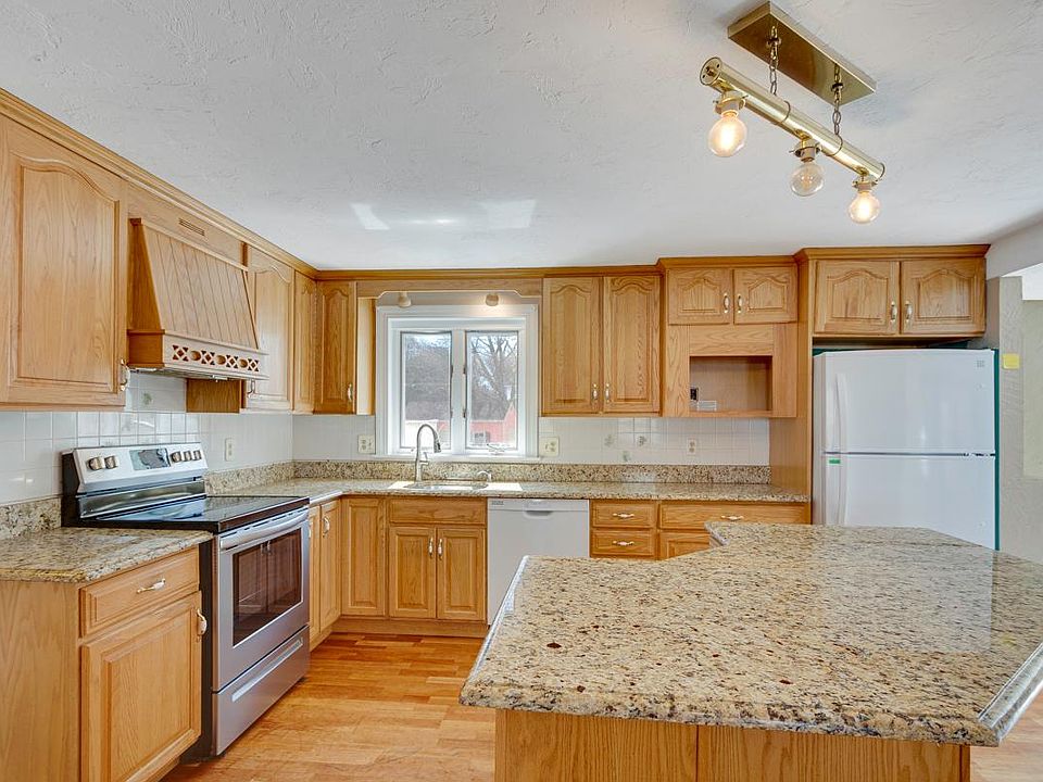 58 Revere Rd, Woburn, MA 01801 Zillow