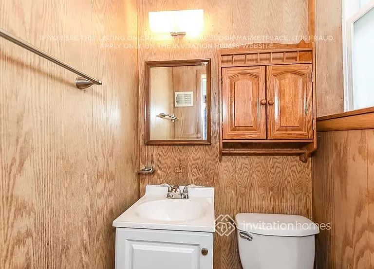 9201 S Claremont Ave — Photo 24
