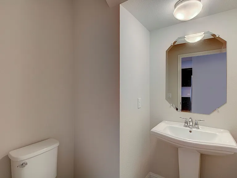 13800 Lyndhurst St #73 — Photo 2