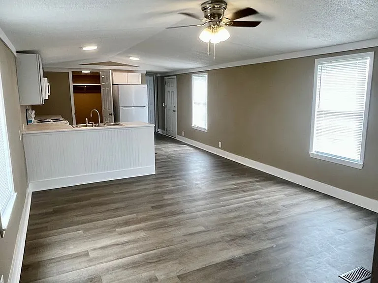 577 Kirkland Still Rd — Photo 13