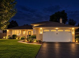 1210 N Keebie Ct, Addison, IL 60101