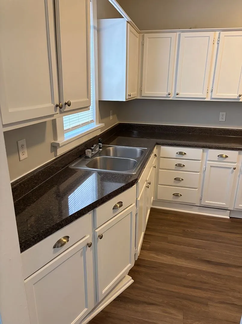 Spacious 4 Bedroom Home in Memphis $1,770/Month | Housing Vouchers Accepted — Photo 3
