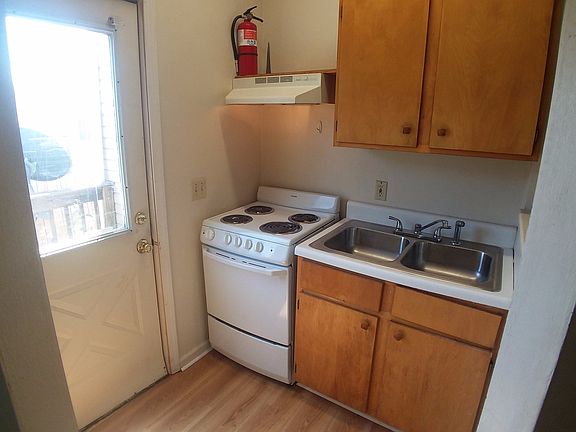 3rd image of 1706 3rd St APT H