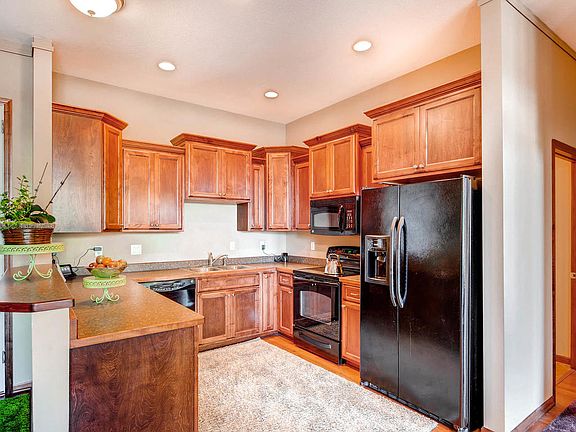 4th image of 150 E Travelers Trl APT 405