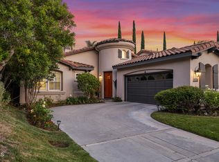 3736 N Hollingsworth Rd, Altadena, CA 91001