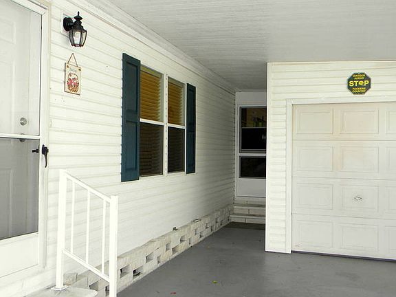 2nd image of 500 Cary Ln