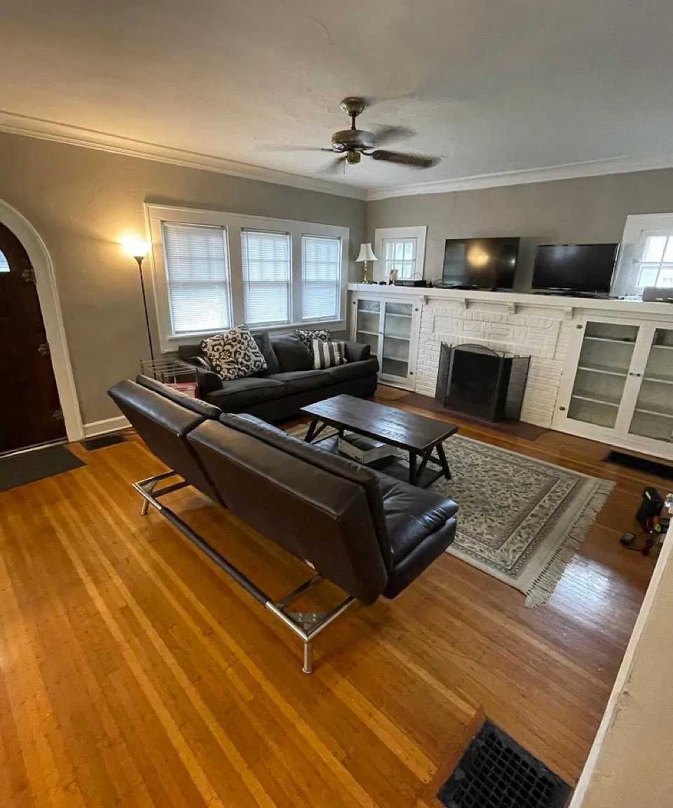 5102 Broadway St — Photo 3