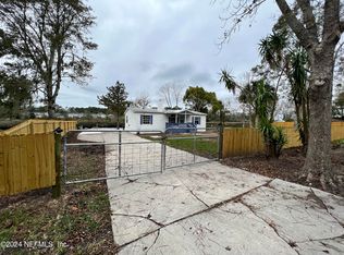 9946 Sibbald Rd, Jacksonville, FL 32208