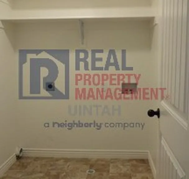 420 E Gray Fox Ln — Photo 12