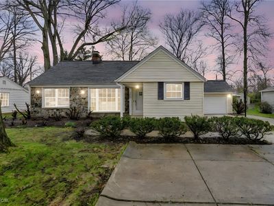 4660 W 210th St, Fairview Park, OH, 44126