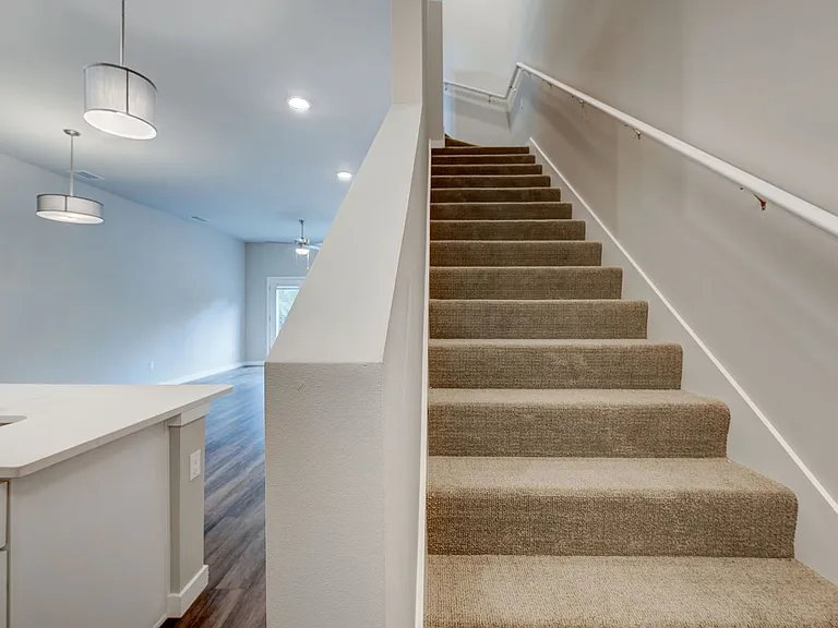 Metro 39 Apartments — Photo 64