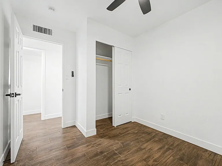 4127 N 106th Ave — Photo 20