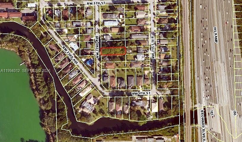 1st image of 422 SW 22nd Ave