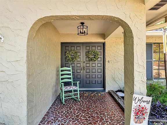 3rd image of 6321 Fern Ln