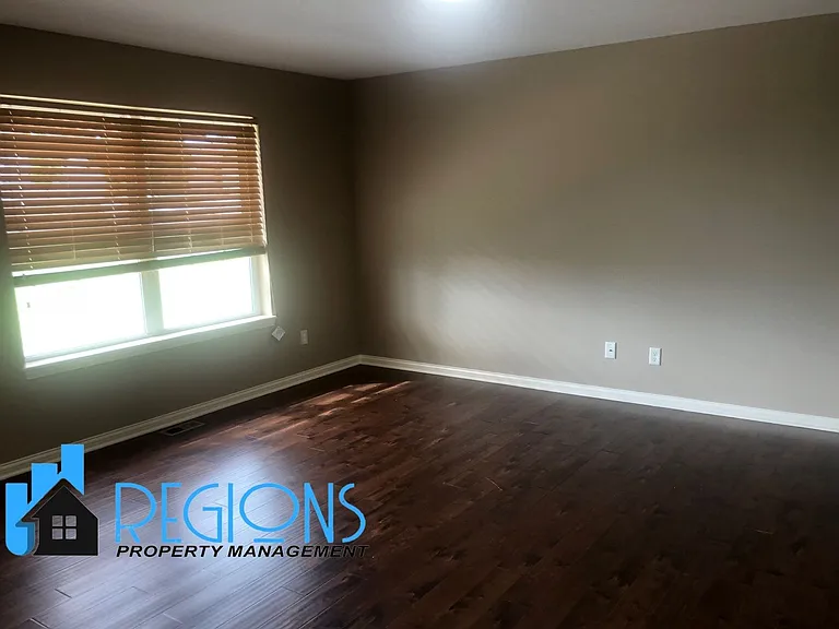 3613 Silverado Trl — Photo 13