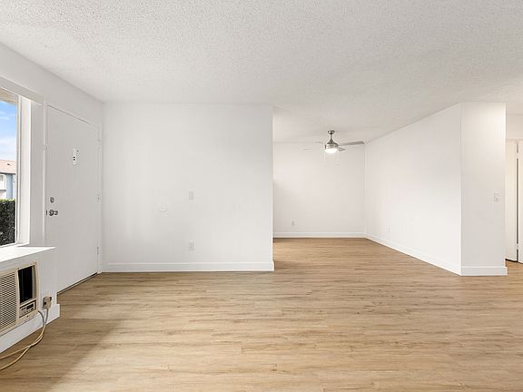 5th image of 1707 La Brea St APT 9D