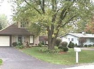 745 Ohio St, Lisle, IL 60532