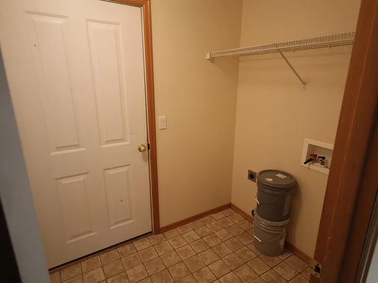 3243 SW Juniper Ave — Photo 4