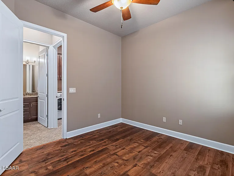 829 Pinewood Dr — Photo 23