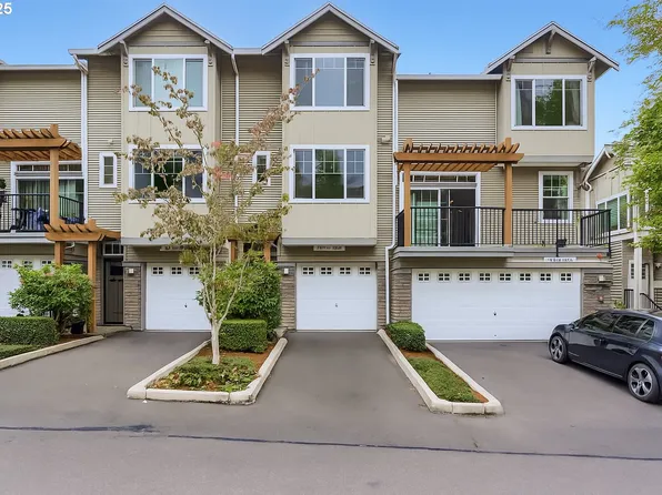 766 NW 118th Ave APT 103, Portland, OR 97229