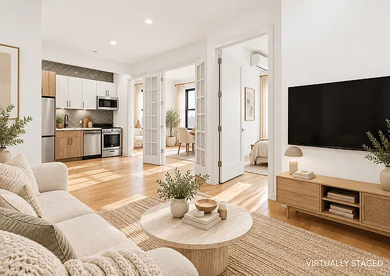 Living room, photo 2