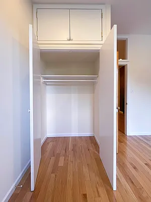 Rented by Compass | media 23