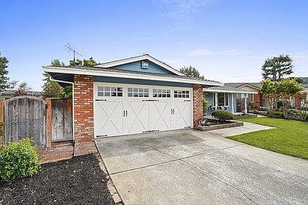 1st image of 7468 Muirwood Ct