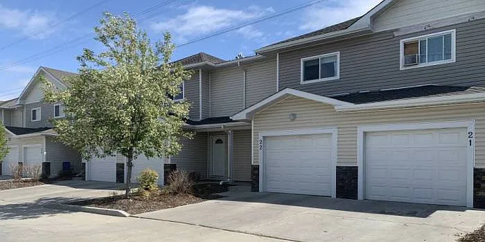 248 Edwards Dr SW