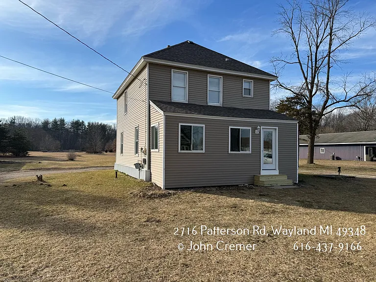 2716 Patterson Rd — Photo 2