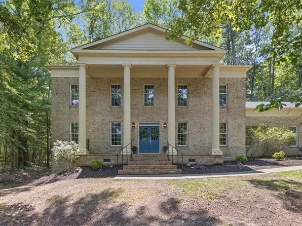 2628 Shorehaven Dr, Virginia Beach, VA 23454