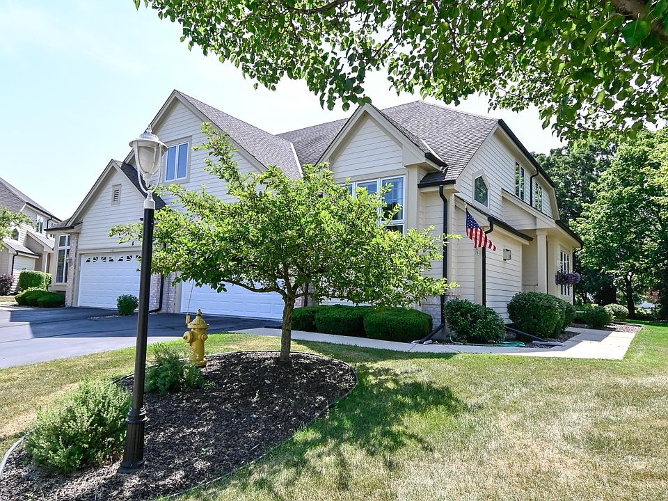 1st image of 415 Meadowdale Dr
