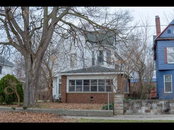 917 Jefferson Ave SE, Grand Rapids, MI 49507