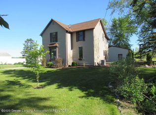 1695 Island Hwy, Charlotte, MI 48813