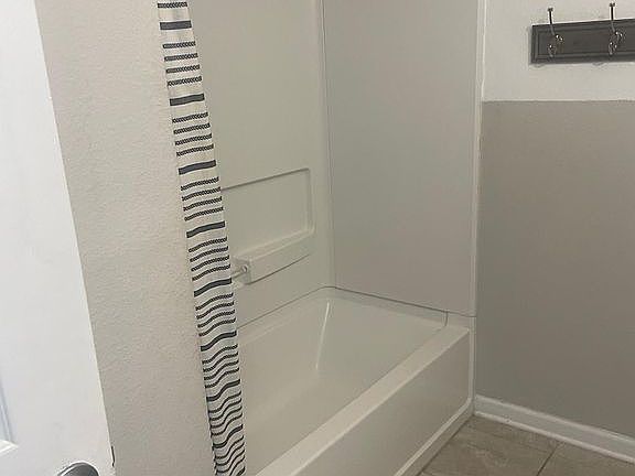 5th image of 76754 Timbercreek Blvd