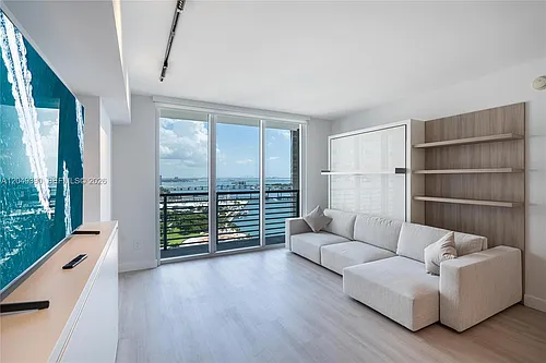 325 Biscayne Blvd #2920 Photo 1