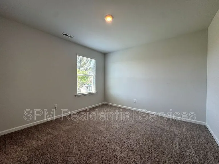 398 Folkstone Rd — Photo 13