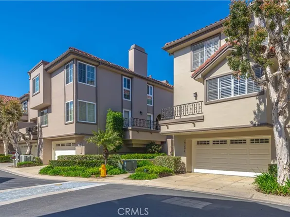 19296 Champion Ln, Huntington Beach, CA 92648